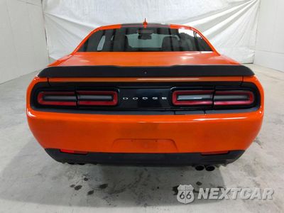 Zdjęcie 6 z 13 samochodu: 2017 DODGE CHALLENGER SXT VIN:2C3CDZAGXHH542803 - miniatura