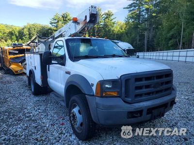 Czwarte zdjęcie samochodu z boku: 2005 FORD F450 SUPER DUTY VIN:1FDXF46Y85EC28965 - miniatura