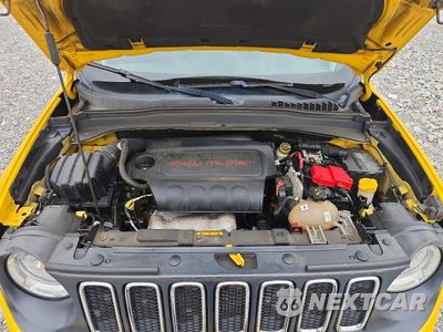 Zdjęcie 12 z 13 samochodu: 2018 JEEP RENEGADE LATITUDE VIN:ZACCJBBBXJPH99608 - miniatura
