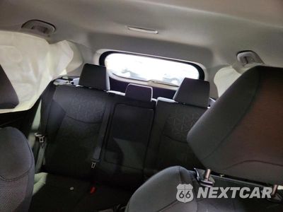 Zdjęcie 10 z 13 samochodu: 2024 TOYOTA RAV4 XLE VIN:2T3P1RFV0RW437167 - miniatura