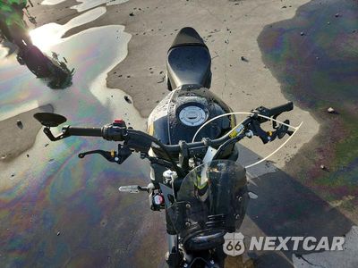 Piąte zdjęcie samochodu w środku: 2025 YAMAHA MTM690 VIN:JYARM42E6SA000718 - miniatura