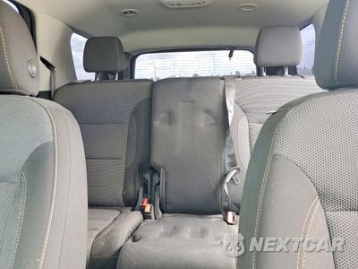 Zdjęcie 10 z 13 samochodu: 2020 CHEVROLET TRAVERSE LS VIN:1GNEVFKW0LJ306083 - miniatura