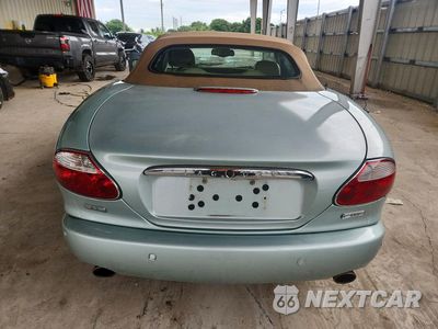 Zdjęcie 6 z 12 samochodu: 2005 JAGUAR XK XK8 VIN:SAJDA42C552A43343 - miniatura