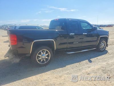 Trzecie zdjęcie samochodu z tyłu: 2018 CHEVROLET SILVERADO C1500 LT VIN:1GCRCRECXJZ164813 - miniatura