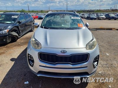 Piąte zdjęcie samochodu w środku: 2017 KIA SPORTAGE SX VIN:KNDPR3A63H7085539 - miniatura