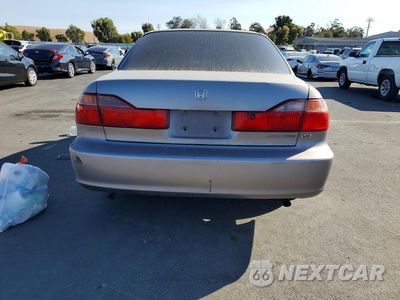 Zdjęcie 6 z 12 samochodu: 2000 HONDA ACCORD EX VIN:1HGCG1658YA063436 - miniatura