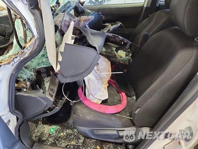 Zdjęcie 7 z 12 samochodu: 2008 SCION XB BASE VIN:JTLKE50E181026216 - miniatura