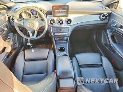 Zdjęcie 8 z 12 samochodu: 2018 MERCEDES-BENZ CLA 250 4MATIC VIN:WDDSJ4GB4JN507708 - miniatura