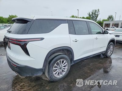 Trzecie zdjęcie samochodu z tyłu: 2024 CHEVROLET TRAVERSE LS VIN:1GNEREKS1RJ180322 - miniatura