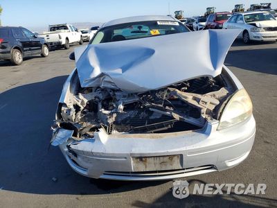 Piąte zdjęcie samochodu w środku: 2005 FORD TAURUS SE VIN:1FAFP53U05A160470 - miniatura