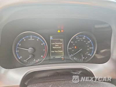 Zdjęcie 9 z 13 samochodu: 2018 TOYOTA RAV4 LE VIN:JTMZFREV0JJ192546 - miniatura