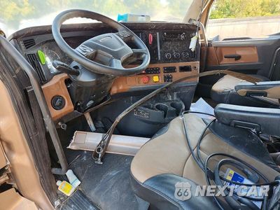 Zdjęcie 8 z 14 samochodu: 2018 FREIGHTLINER CASCADIA 126 SEMI TRUCK VIN:3AKJHHDRXJSGC5862 - miniatura