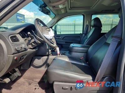 Zdjęcie 7 z 12 samochodu: 2014 CHEVROLET SILVERADO K2500 HEAVY DUTY LTZ VIN:1GC1KYE83EF159904 - miniatura