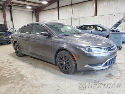 Czwarte zdjęcie samochodu z boku: 2015 CHRYSLER 200 LIMITED VIN:1C3CCCAB4FN657129 - miniatura