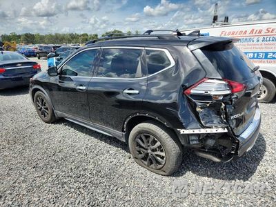 Drugie zdjęcie samochodu z przodu: 2017 NISSAN ROGUE SV VIN:5N1AT2MT0HC895653 - miniatura
