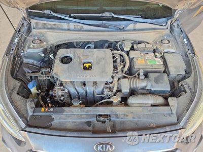 Zdjęcie 11 z 12 samochodu: 2019 KIA FORTE S VIN:3KPF34AD8KE069586 - miniatura