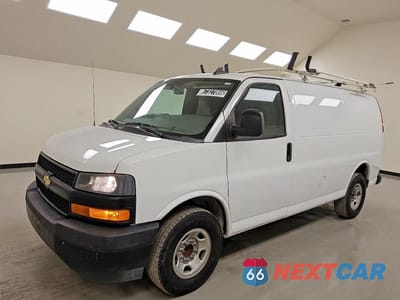 2022 CHEVROLET EXPRESS G2500 1GCWGAFP0N1139742 - główne zdjęcie licytacji z USA - miniatura