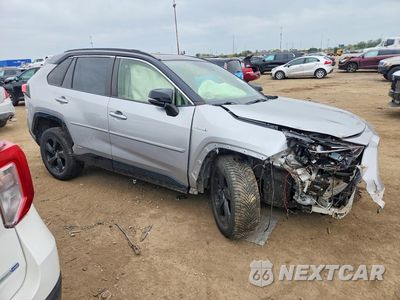 Czwarte zdjęcie samochodu z boku: 2019 TOYOTA RAV4 XSE VIN:JTMEWRFV3KJ021272 - miniatura