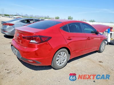 Trzecie zdjęcie samochodu z tyłu: 2020 HYUNDAI ELANTRA SE VIN:5NPD74LF2LH586731 - miniatura