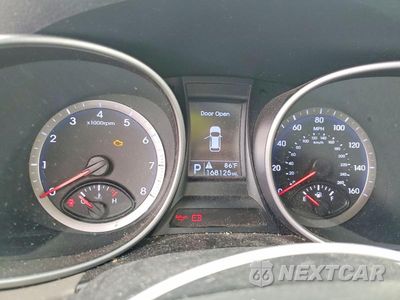 Zdjęcie 9 z 13 samochodu: 2015 HYUNDAI SANTA FE GLS VIN:KM8SM4HF1FU100523 - miniatura