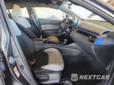 Zdjęcie 7 z 13 samochodu: 2019 TOYOTA C-HR XLE VIN:JTNKHMBX8K1026227 - miniatura