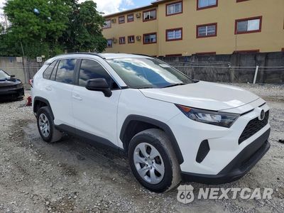 Czwarte zdjęcie samochodu z boku: 2021 TOYOTA RAV4 LE VIN:2T3H1RFV0MC134825 - miniatura