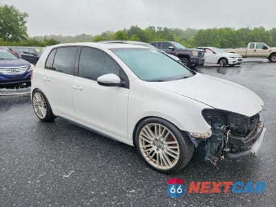 Czwarte zdjęcie samochodu z boku: 2011 VOLKSWAGEN GTI VIN:WVWGV7AJ1BW251335 - miniatura