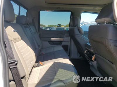 Zdjęcie 10 z 12 samochodu: 2026 FORD F350 SUPER DUTY VIN:1FT8W3BM3TEC89143 - miniatura