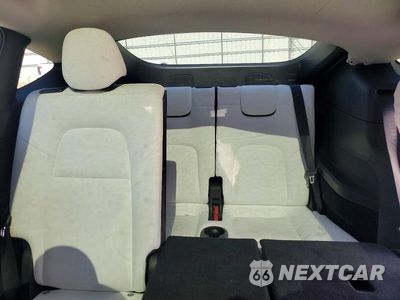 Zdjęcie 10 z 13 samochodu: 2023 TESLA MODEL Y VIN:7SAYGAEE6PF873579 - miniatura
