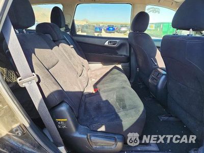 Zdjęcie 11 z 13 samochodu: 2015 NISSAN PATHFINDER SV VIN:5N1AR2MM2FC691697 - miniatura