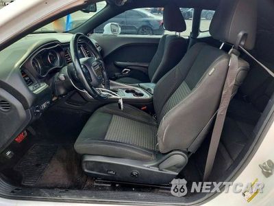 Zdjęcie 7 z 13 samochodu: 2018 DODGE CHALLENGER SXT VIN:2C3CDZAG0JH260322 - miniatura