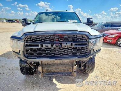 Piąte zdjęcie samochodu w środku: 2023 RAM 3500 TRADESMAN VIN:3C63R3GL3PG596318 - miniatura