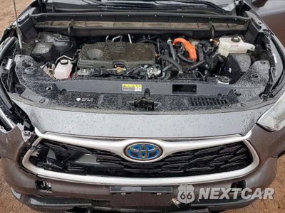 Zdjęcie 12 z 13 samochodu: 2024 TOYOTA HIGHLANDER HYBRID XLE VIN:5TDKBRCHXRS625900 - miniatura