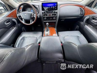 Zdjęcie 9 z 10 samochodu: 2018 INFINITI QX80 BASE VIN:JN8AZ2NE8J9192750 - miniatura