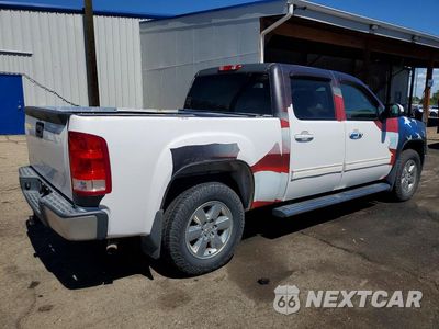 Trzecie zdjęcie samochodu z tyłu: 2011 GMC SIERRA K1500 SLT VIN:3GTP2WE38BG294597 - miniatura