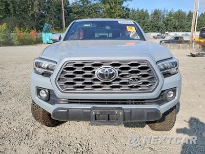 Piąte zdjęcie samochodu w środku: 2020 TOYOTA TACOMA TRD OFF-ROAD VIN:5TFCZ5AN3LX237961 - miniatura