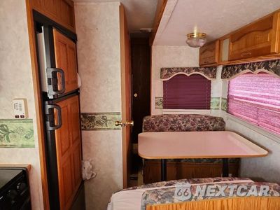 Zdjęcie 6 z 10 samochodu: 2004 KEYSTONE KEYSTONE VIN:4YDT3012X4B040064 - miniatura