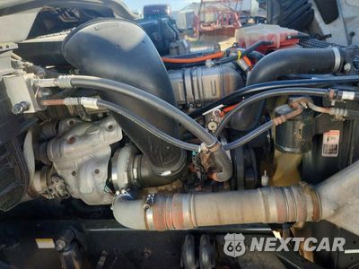 Zdjęcie 11 z 14 samochodu: 2019 FREIGHTLINER CASCADIA 125 SEMI TRUCK VIN:1FUNGLDR9KLKF6428 - miniatura