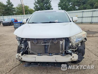 Piąte zdjęcie samochodu w środku: 2013 TOYOTA HIGHLANDER HYBRID LIMITED VIN:JTEDC3EH7D2011446 - miniatura