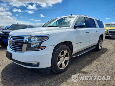 2015 CHEVROLET SUBURBAN C1500 LTZ 1GNSCKKC8FR208593 - główne zdjęcie licytacji z USA - miniatura