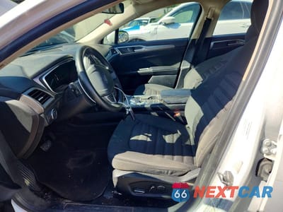 Zdjęcie 7 z 12 samochodu: 2019 FORD FUSION SE VIN:3FA6P0LU0KR188726 - miniatura