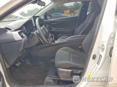 Zdjęcie 7 z 14 samochodu: 2021 TOYOTA C-HR LE VIN:JTNKHMBX2M1120011 - miniatura