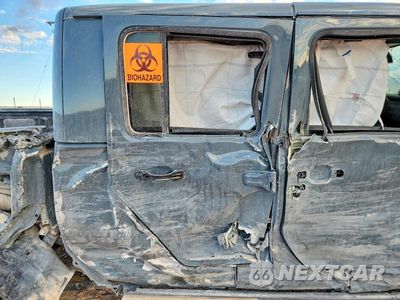 Zdjęcie 10 z 12 samochodu: 2025 JEEP GLADIATOR SPORT VIN:1C6PJTAG8SL526409 - miniatura