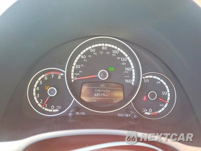 Zdjęcie 9 z 13 samochodu: 2016 VOLKSWAGEN BEETLE SE VIN:3VWJ17AT3GM634538 - miniatura