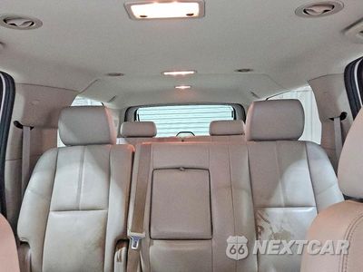 Zdjęcie 10 z 13 samochodu: 2012 CHEVROLET SUBURBAN C1500 LT VIN:1GNSCJE09CR127772 - miniatura