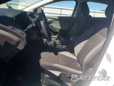 Zdjęcie 7 z 12 samochodu: 2014 FORD FOCUS SE VIN:1FADP3F25EL232841 - miniatura