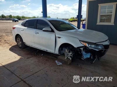 Czwarte zdjęcie samochodu z boku: 2018 KIA OPTIMA LX VIN:5XXGT4L35JG199453 - miniatura