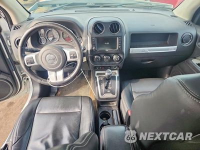 Zdjęcie 8 z 13 samochodu: 2017 JEEP COMPASS LATITUDE VIN:1C4NJDEB1HD137215 - miniatura