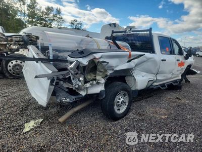 Trzecie zdjęcie samochodu z tyłu: 2024 CHEVROLET SILVERADO K2500 HEAVY DUTY VIN:1GC1YLE71RF408179 - miniatura