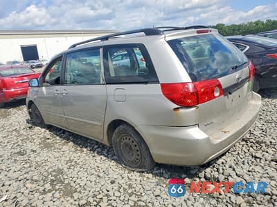 Drugie zdjęcie samochodu z przodu: 2010 TOYOTA SIENNA CE 7-PASSENGER VIN:5TDKK4CC4AS311302 - miniatura
